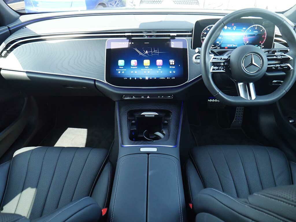 Mercedes-Benz E Class E220d Exclusive Premium 9G-tronic 2024 Black #5