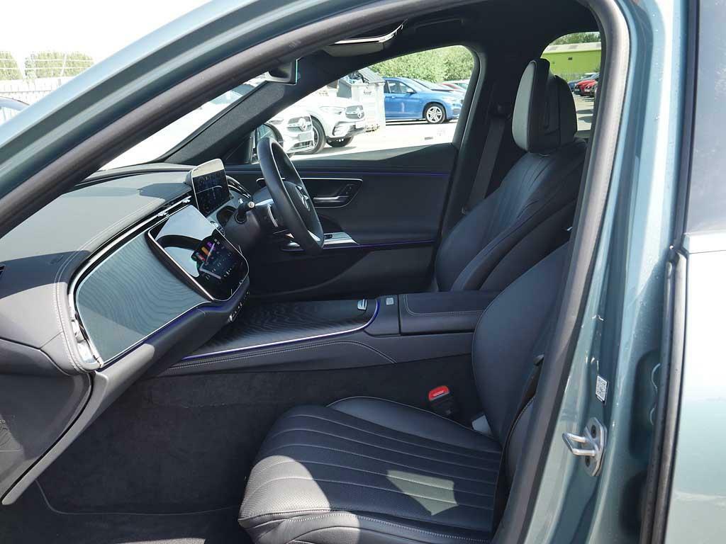 Mercedes-Benz E Class E220d Exclusive Premium 9G-tronic 2024 Black #45