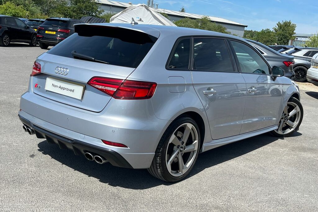 Audi S3 Tfsi Quattro Black Edition S Tronic Black #24