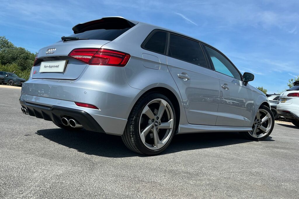 Audi S3 Tfsi Quattro Black Edition S Tronic Black #25