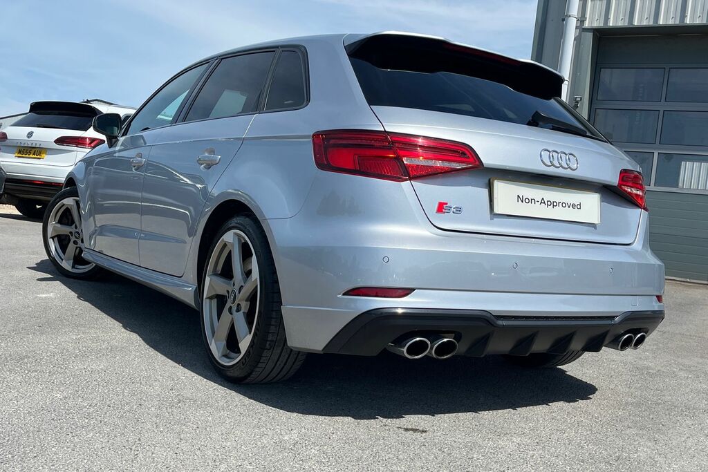 Audi S3 Tfsi Quattro Black Edition S Tronic Black #23