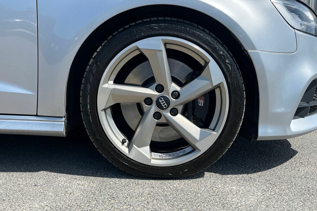 Audi S3 Tfsi Quattro Black Edition S Tronic Black #5