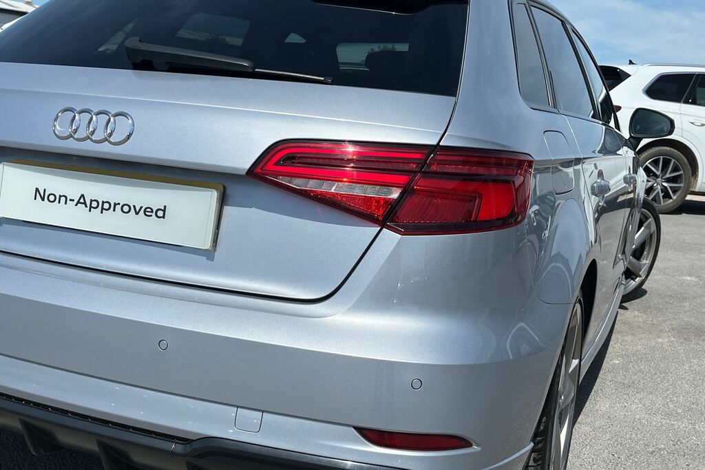 Audi S3 Tfsi Quattro Black Edition S Tronic Black #17