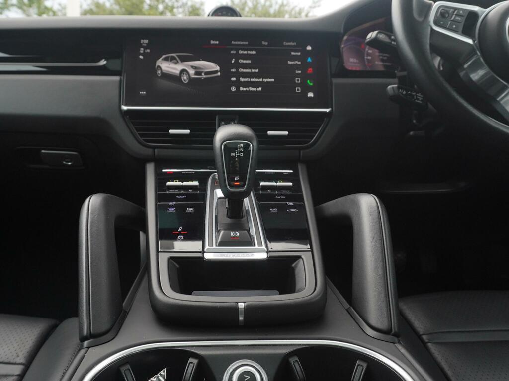 Porsche Cayenne 3.0 V6 E-hybrid 17.9Kwh Platinum Edition Suv P White #30