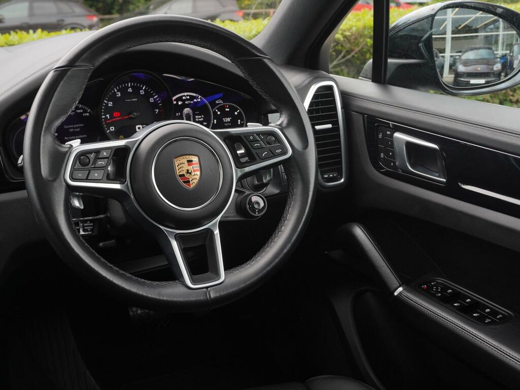 Porsche Cayenne 3.0 V6 E-hybrid 17.9Kwh Platinum Edition Suv P White #9