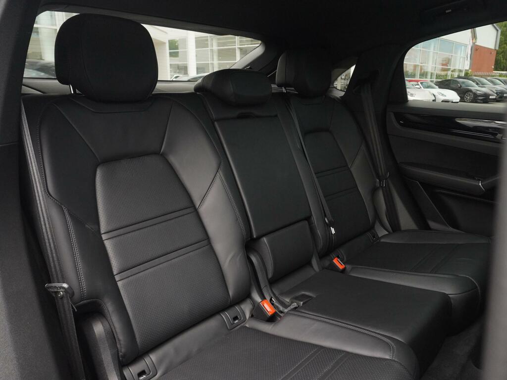 Porsche Cayenne 3.0 V6 E-hybrid 17.9Kwh Platinum Edition Suv P White #15