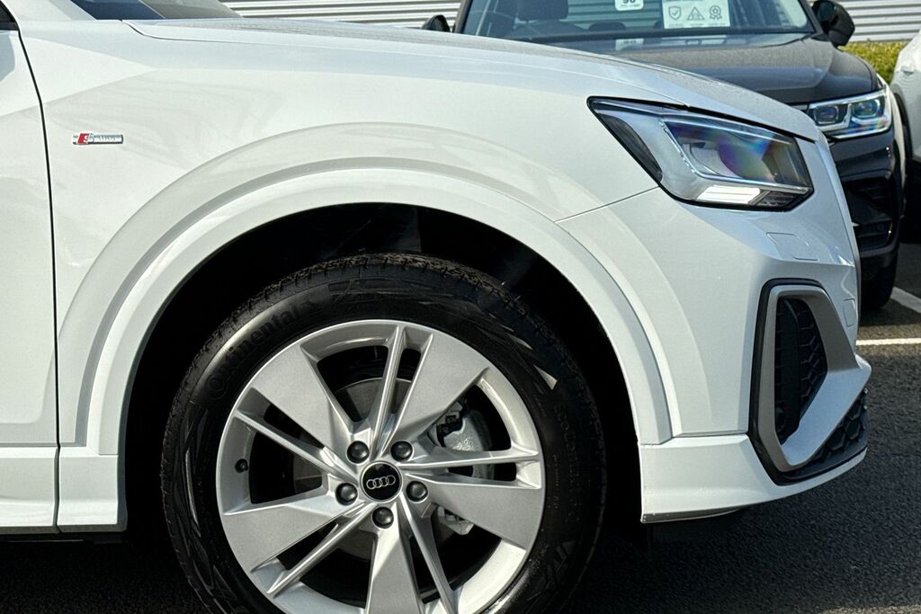 Audi Q2 1.5 Tfsi Cod 35 S Line Suv S Tronic Eur White #21
