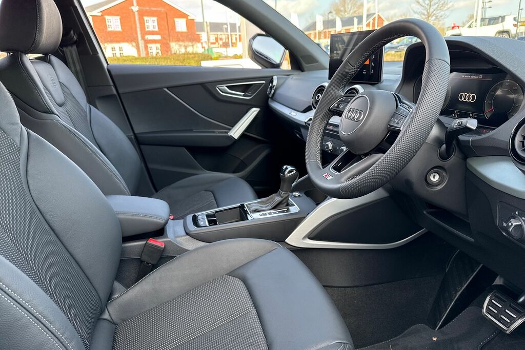 Audi Q2 1.5 Tfsi Cod 35 S Line Suv S Tronic Eur White #41