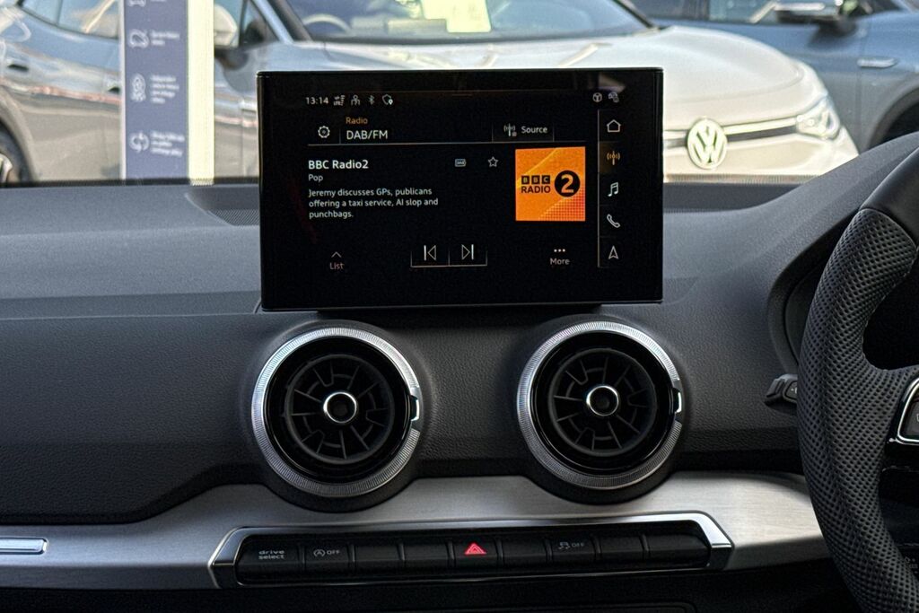 Audi Q2 1.5 Tfsi Cod 35 S Line Suv S Tronic Eur White #37