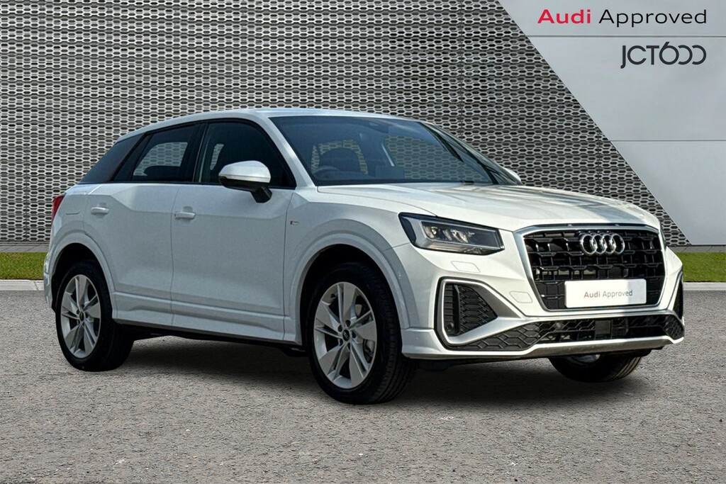 Audi Q2 1.5 Tfsi Cod 35 S Line Suv S Tronic Eur White #1