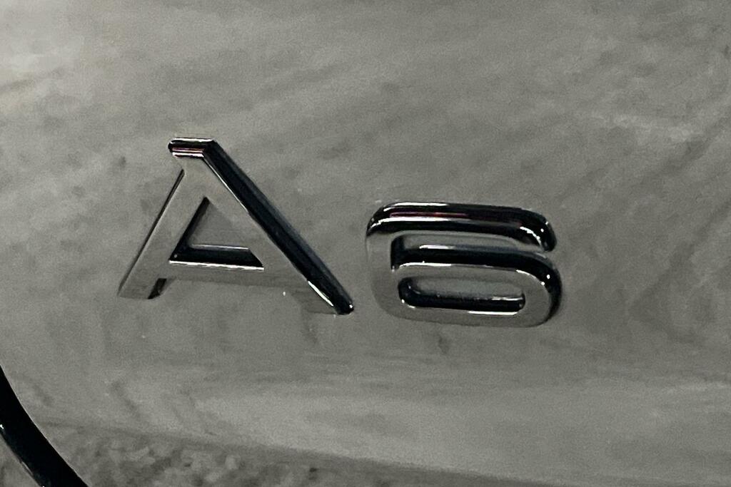 Audi A6 2.0 E-hybrid Qtro 299 Edition 1 S Tronic Sv Black #27