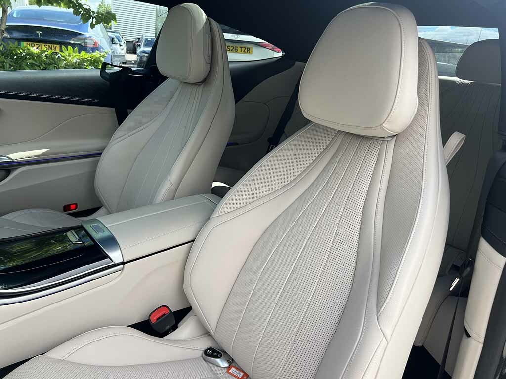 Mercedes-Benz CLE Class Cle 300E Amg Line Premium Plus Black #42