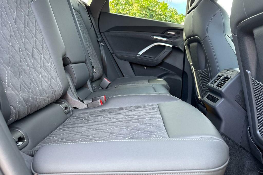 Audi Q5 2.0 Tdi Quattro Edition 1 S Tronic Sv Black #32