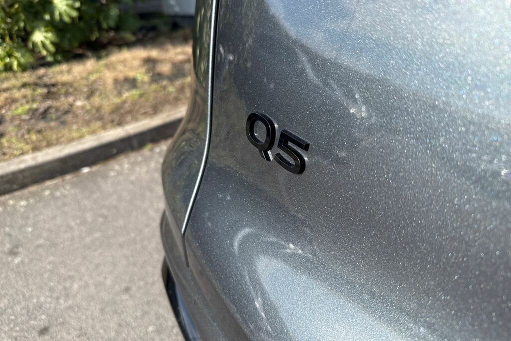 Audi Q5 2.0 Tdi Quattro Edition 1 S Tronic Sv Black #30
