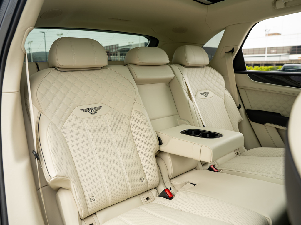 Bentley Bentayga 4.0 V8 Azure Ewb First Edition Suv Grey #26