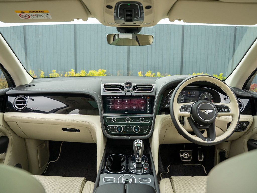 Bentley Bentayga 4.0 V8 Azure Ewb First Edition Suv Grey #4