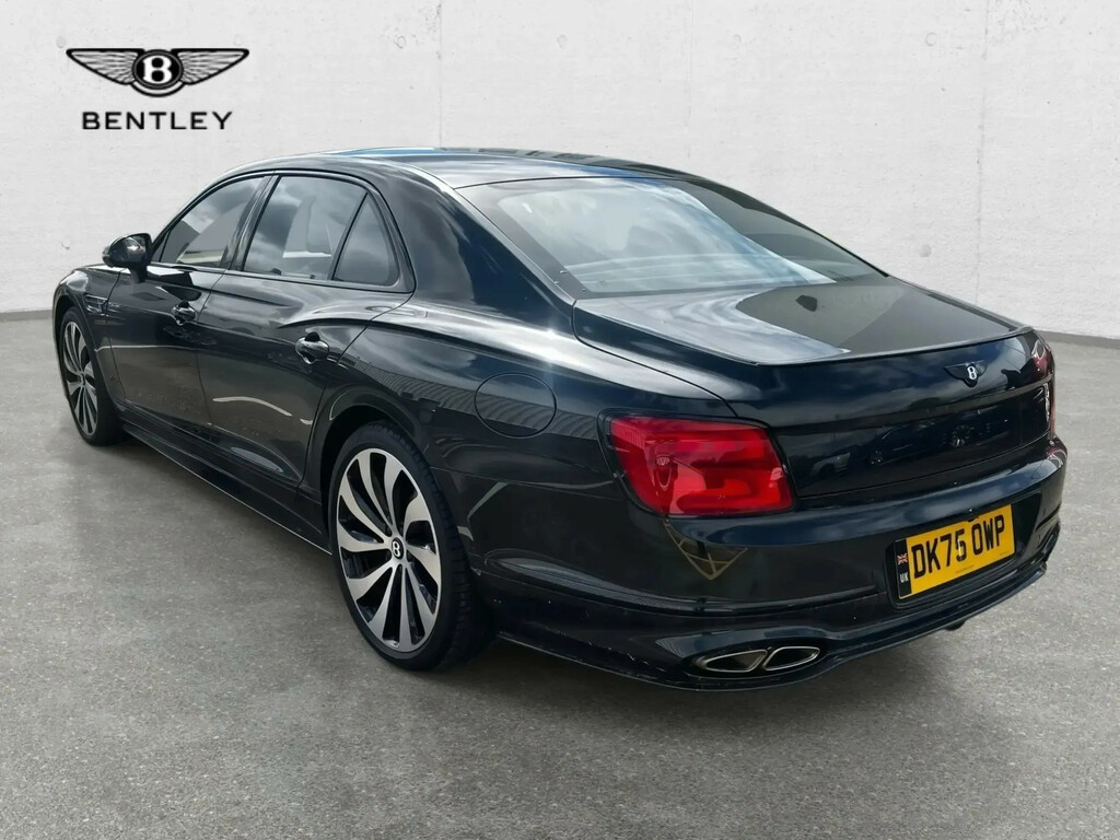 Bentley Flying Spur 4.0 V8 High-performance 25.9Kwh Black Edition Salo Black #3