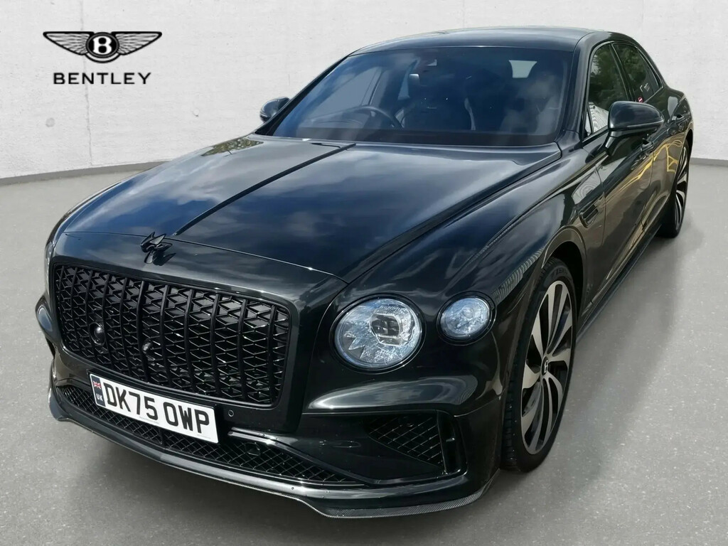 Bentley Flying Spur 4.0 V8 High-performance 25.9Kwh Black Edition Salo Black #9