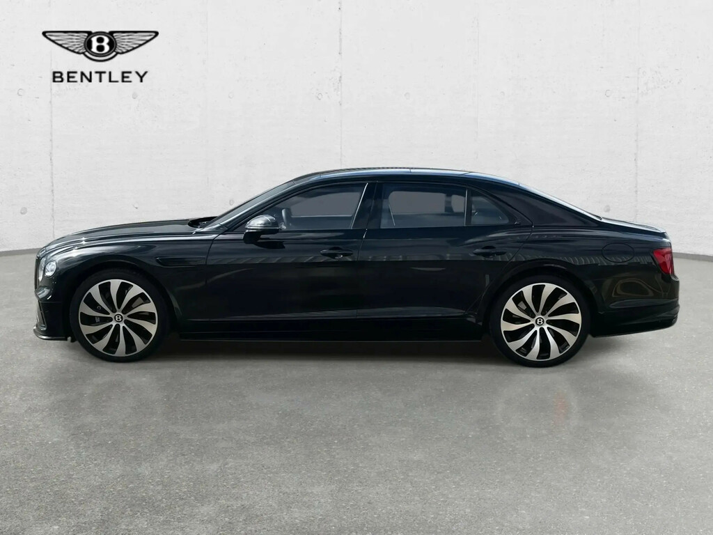Bentley Flying Spur 4.0 V8 High-performance 25.9Kwh Black Edition Salo Black #5