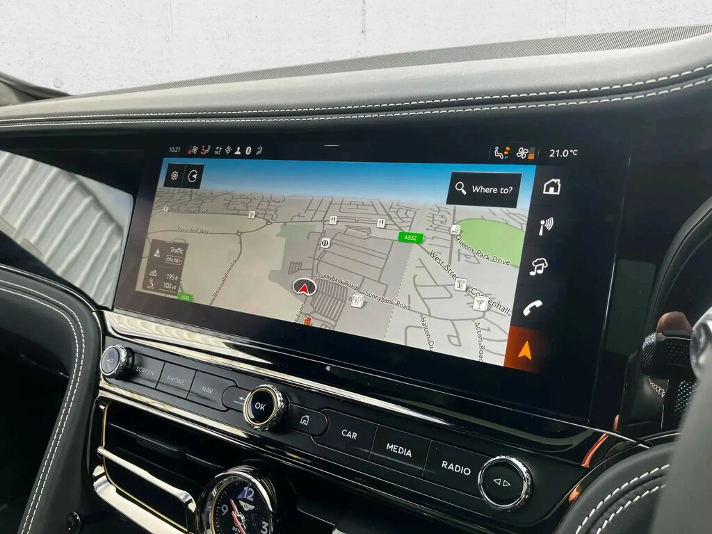 Bentley Flying Spur 4.0 V8 High-performance 25.9Kwh Black Edition Salo Black #14