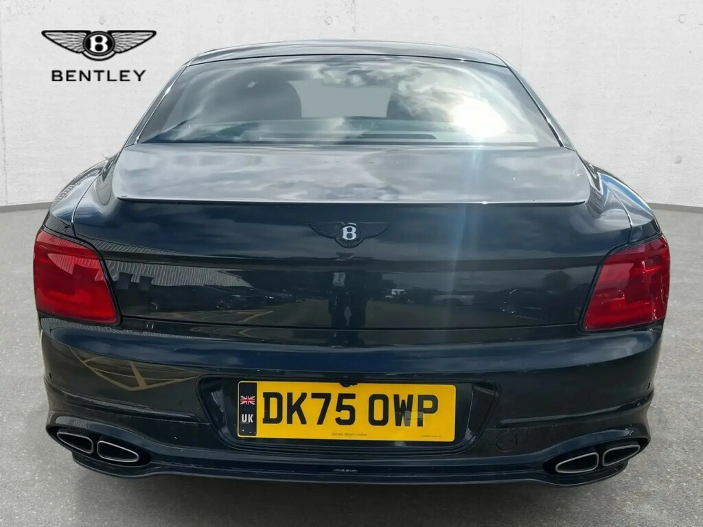 Bentley Flying Spur 4.0 V8 High-performance 25.9Kwh Black Edition Salo Black #7