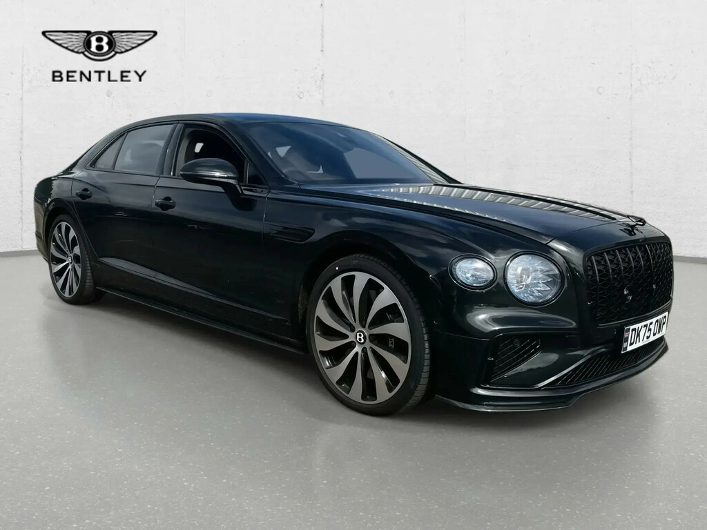Bentley Flying Spur 4.0 V8 High-performance 25.9Kwh Black Edition Salo Black #1