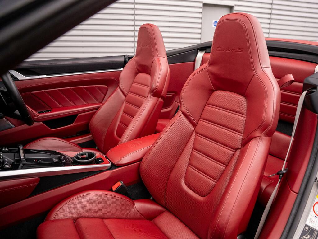 Porsche 911 2dr Pdk Grey #16