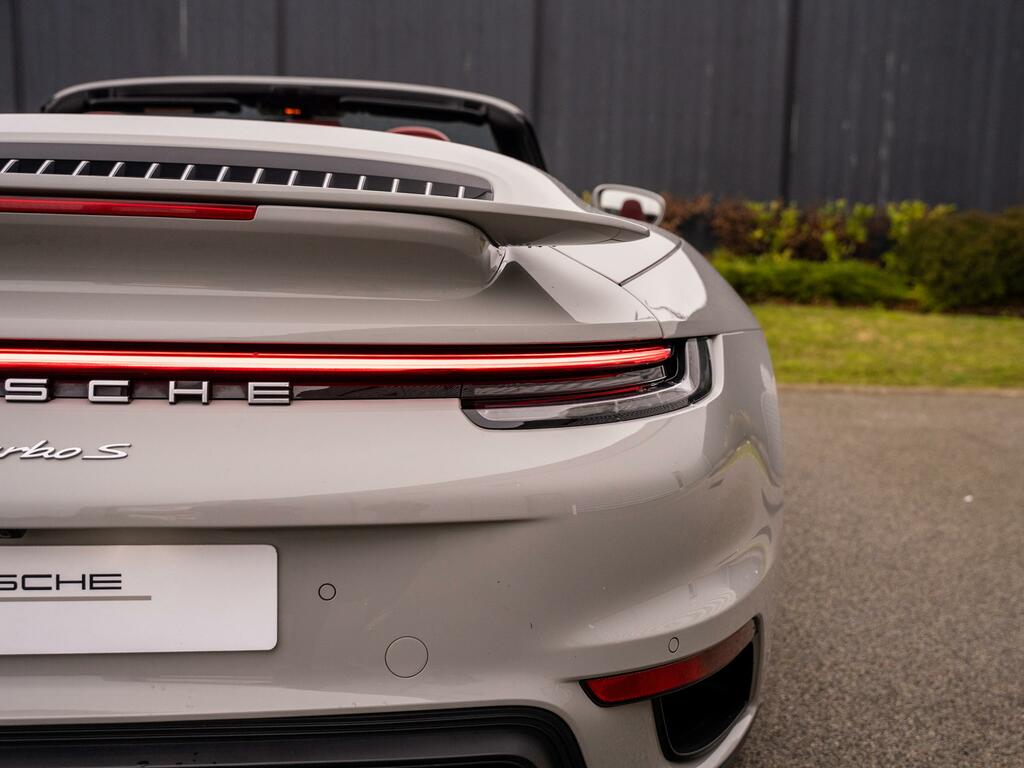Porsche 911 2dr Pdk Grey #45