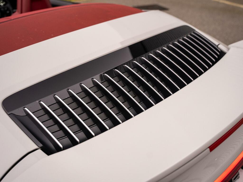 Porsche 911 2dr Pdk Grey #40