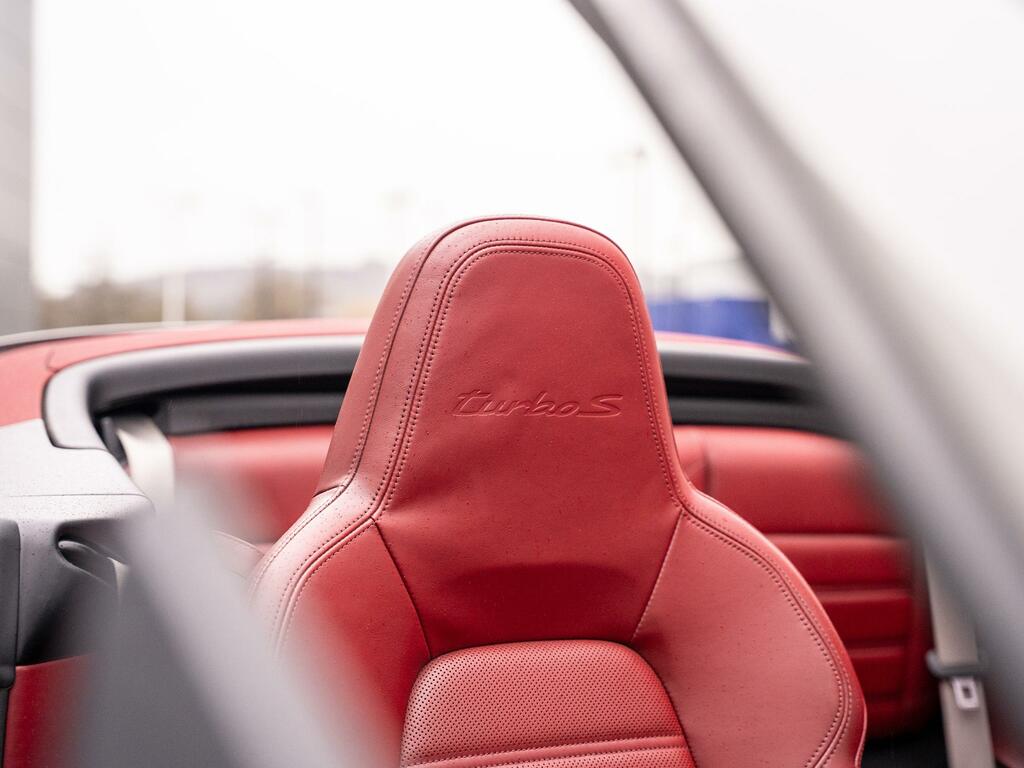 Porsche 911 2dr Pdk Grey #19