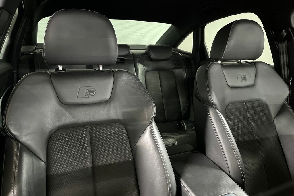 Audi A6 Saloon S Line Grey #25