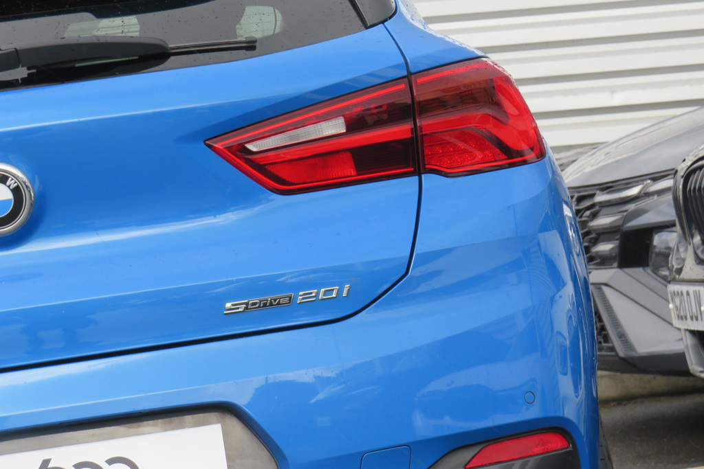 BMW X2 M35i Step Blue #14