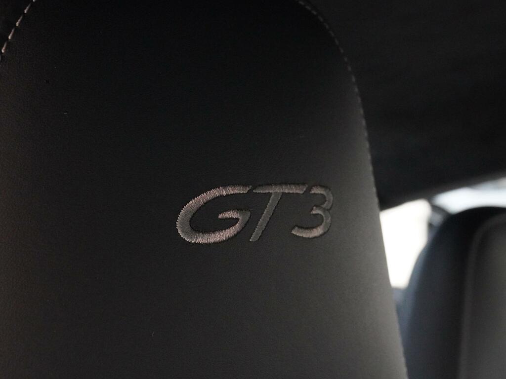 Porsche 911 Carrera Gts S-a Red #31