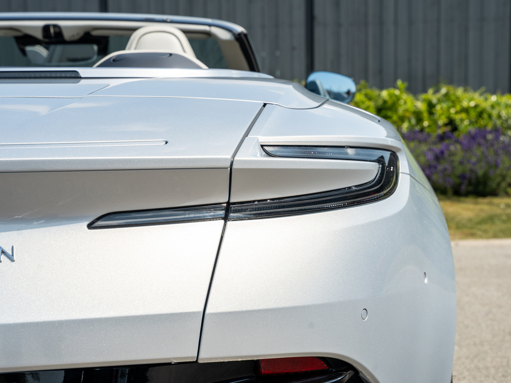 Aston Martin DB12 Volante Black #24