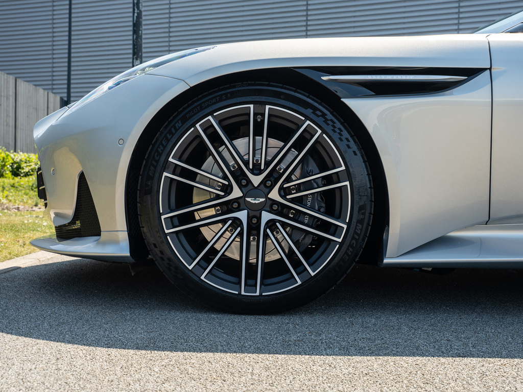 Aston Martin DB12 Volante Black #4