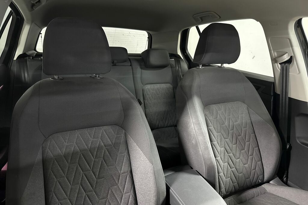 Volkswagen e-Golf 1.5 Tsi Ehybrid 19.7Kwh Gte Hatchback P Grey #23