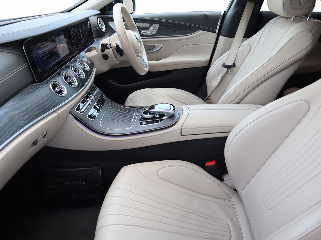 Mercedes-Benz CLS Cls 400 D 4Matic Amg Line Premium Plus Black #17