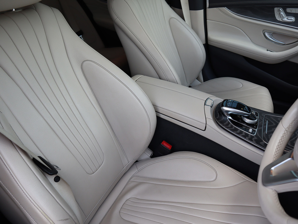 Mercedes-Benz CLS Cls 400 D 4Matic Amg Line Premium Plus Black #11