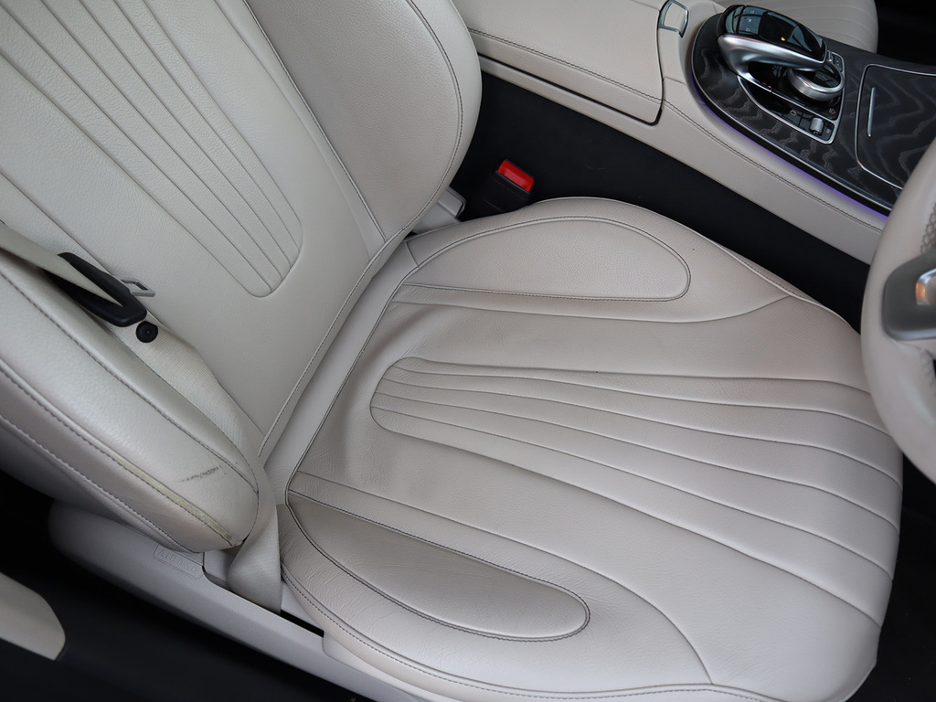 Mercedes-Benz CLS Cls 400 D 4Matic Amg Line Premium Plus Black #40