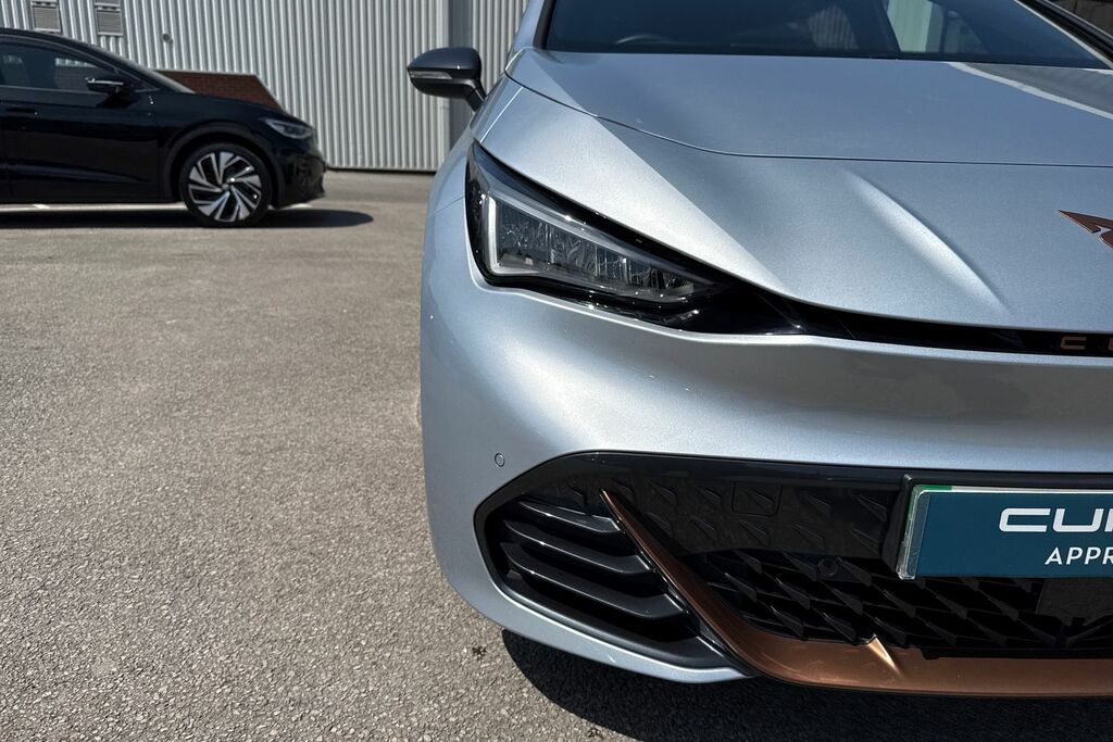 Cupra Born 170Kw E-boost V3 59Kwh Silver #19