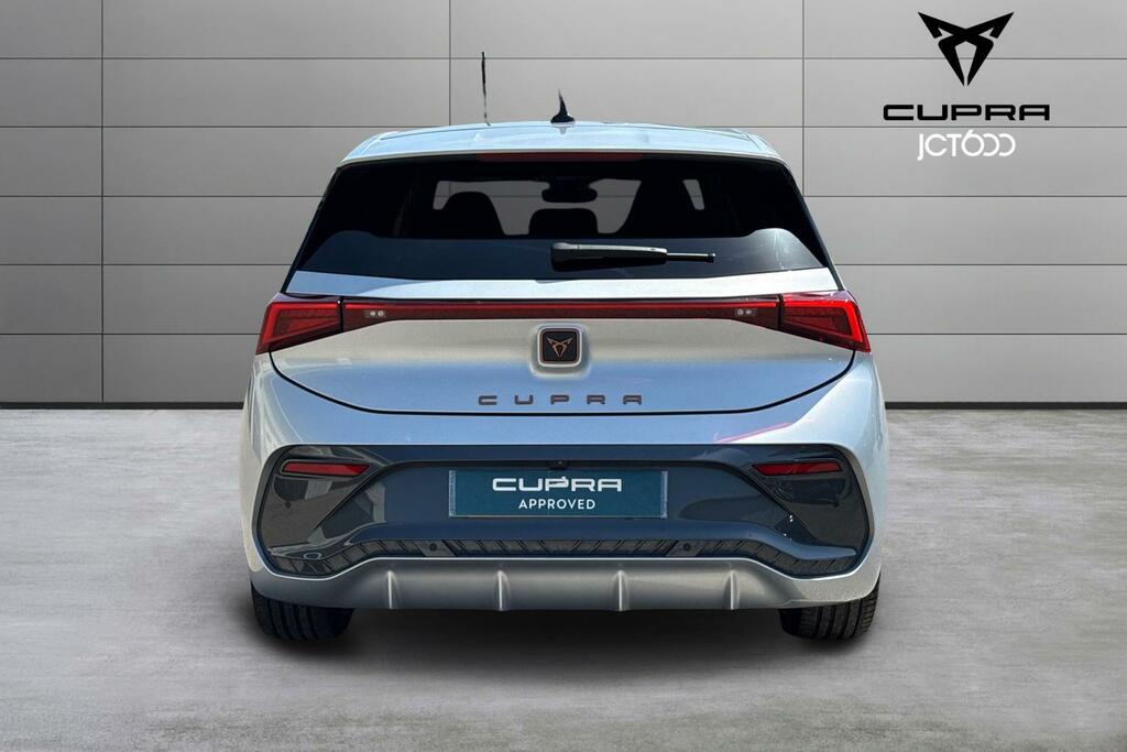 Cupra Born 170Kw E-boost V3 59Kwh Silver #7