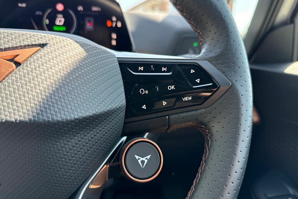 Cupra Born 170Kw E-boost V3 59Kwh Silver #17