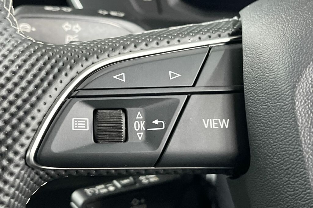 Audi Q3 35 Tfsi S Line S Tronic Leather Black #16