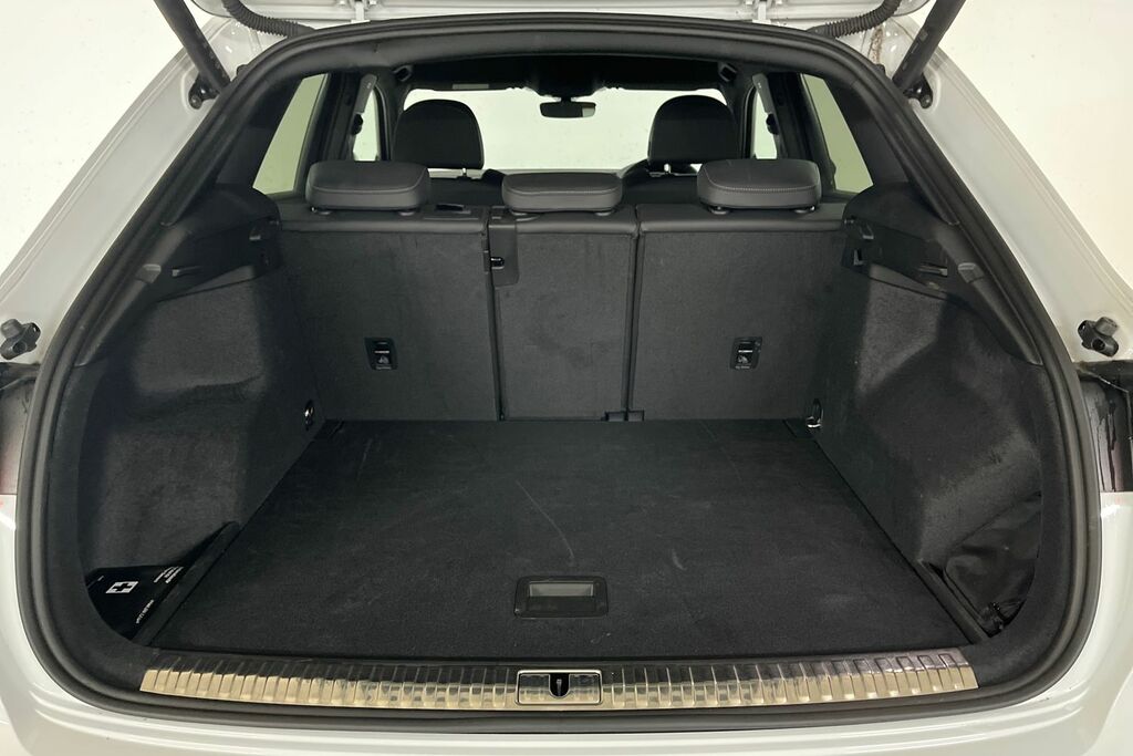 Audi Q3 35 Tfsi S Line S Tronic Leather Black #12
