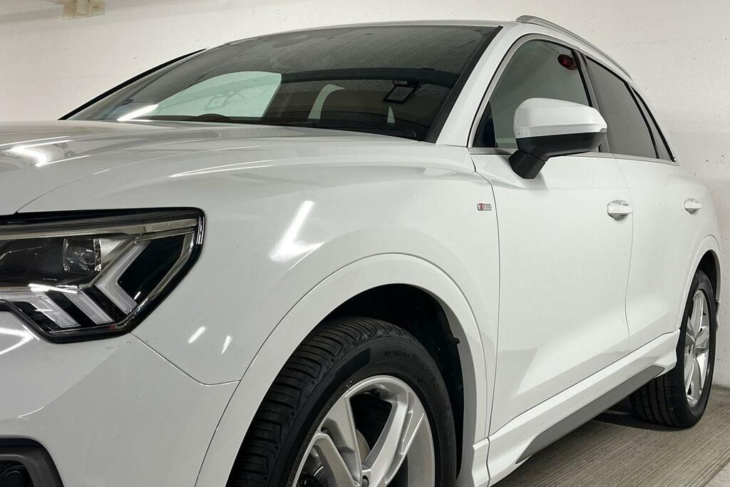 Audi Q3 35 Tfsi S Line S Tronic Leather Black #30