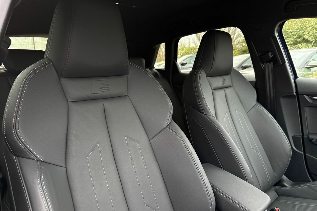 Audi A3 30 Tfsi Sport S Tronic White #32