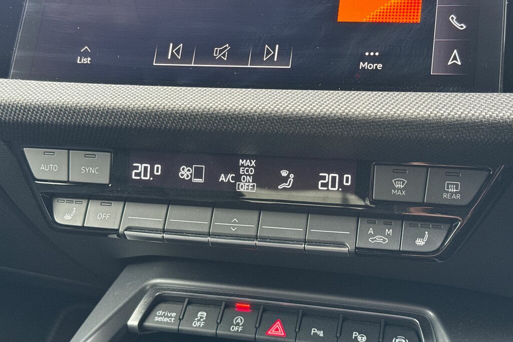 Audi A3 30 Tfsi Sport S Tronic White #37