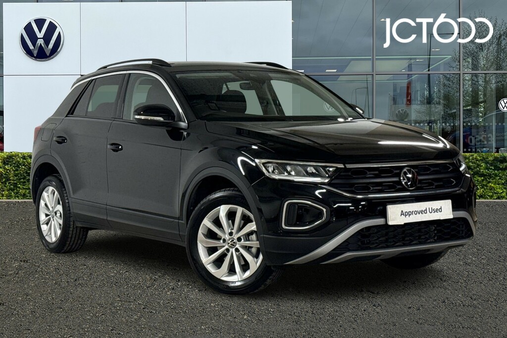 Volkswagen T-Roc 1.5 Tsi Match Black #1