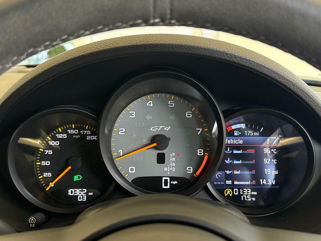 Porsche 718 Cayman 718 Cayman Gt4 Green #15