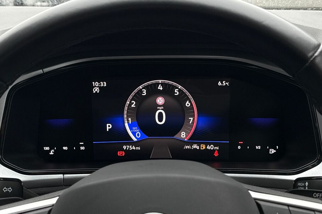 Volkswagen T-Roc T-roc R-line Tsi Grey #55